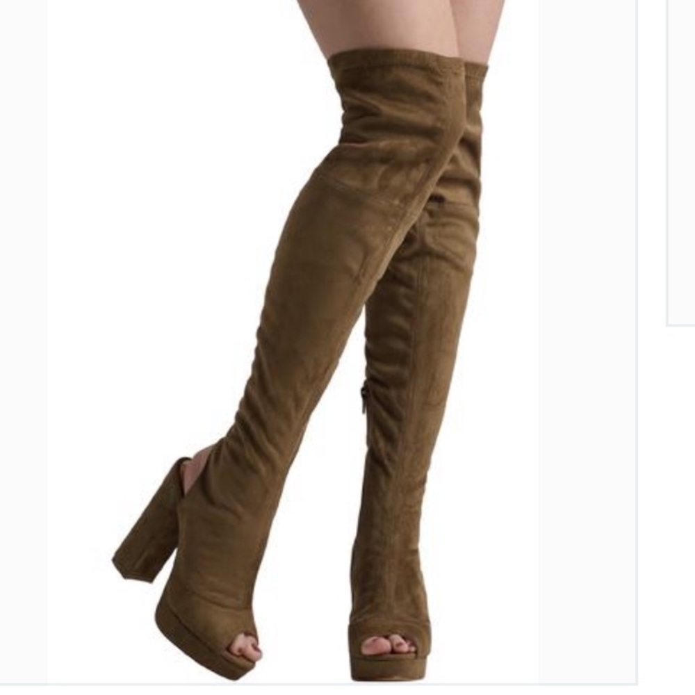 Sale 🔥🔥Olive Thigh High Over Knee Boots 😍